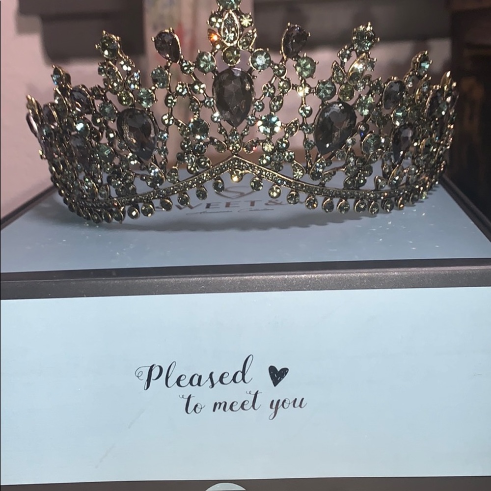 Tiara